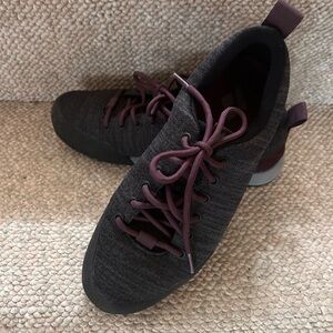 Black Diamond Women's Athletic Shoes - Dark Gray and Purple